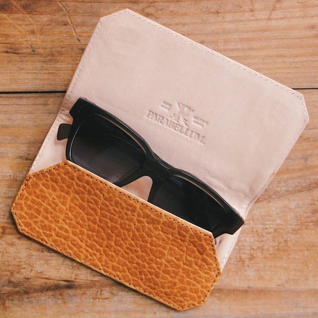 Sunglass-Leather-Case-by-Parabellum-01